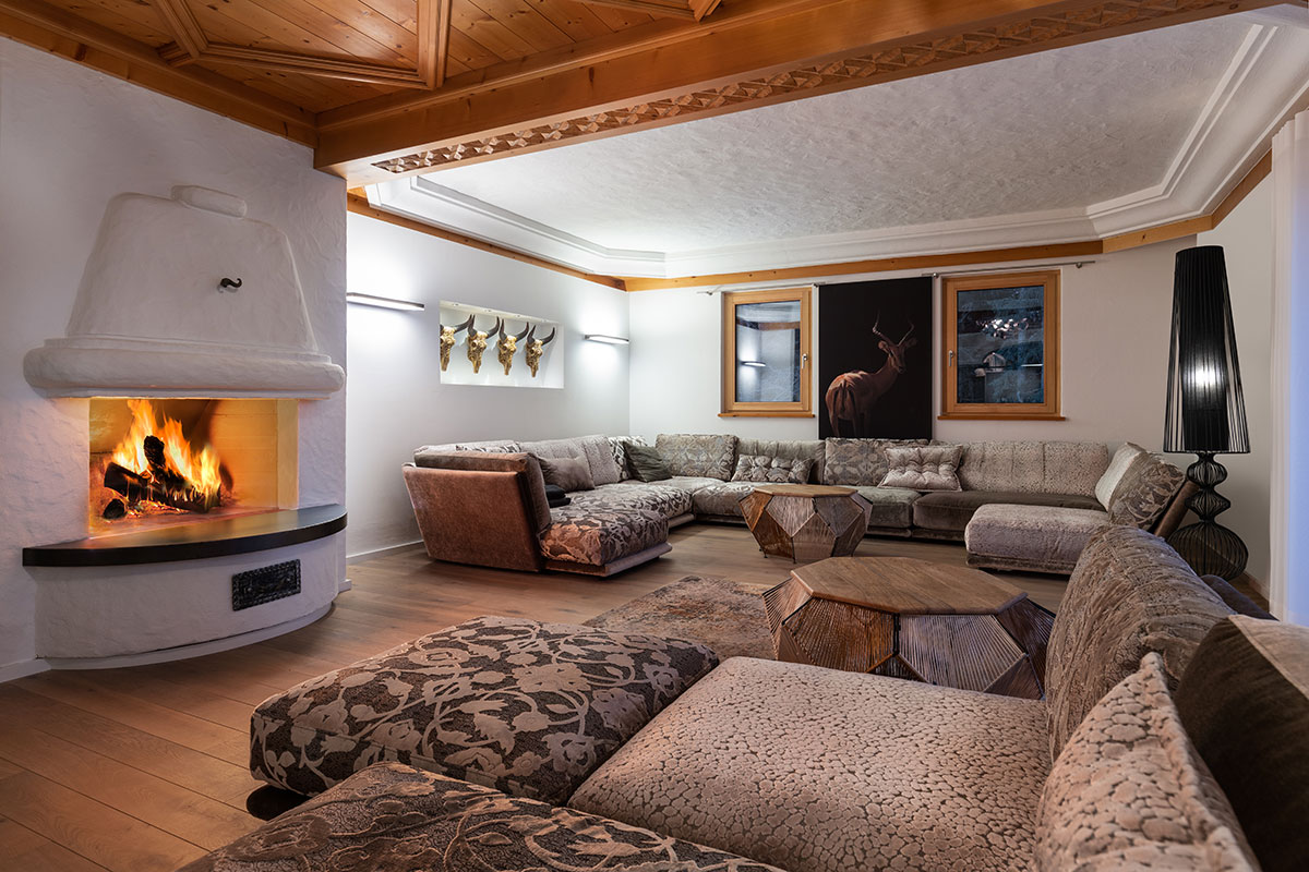 designferienhaus-xxl-chalet-ski-in-out-wagrain-12