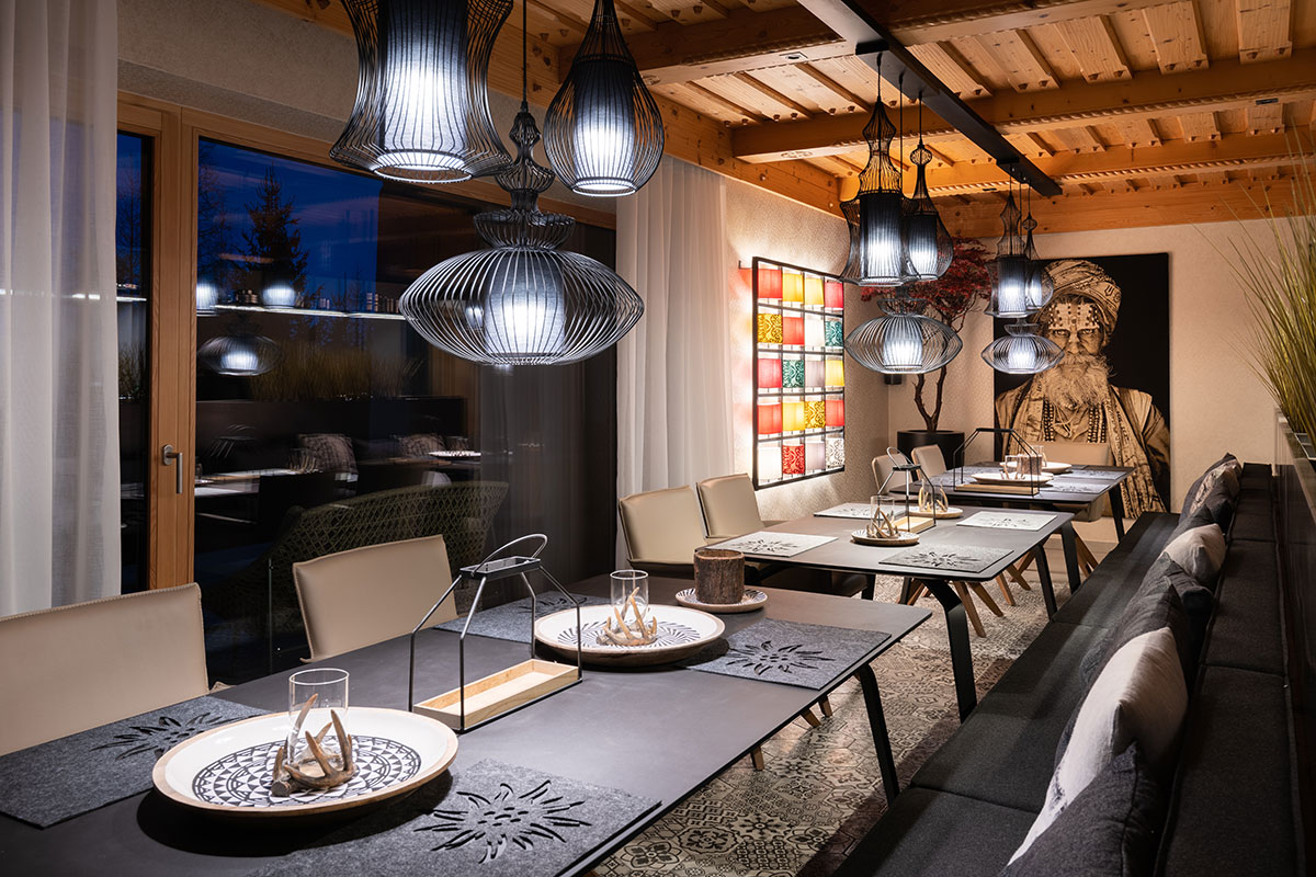 designferienhaus-xxl-chalet-ski-in-out-wagrain-3