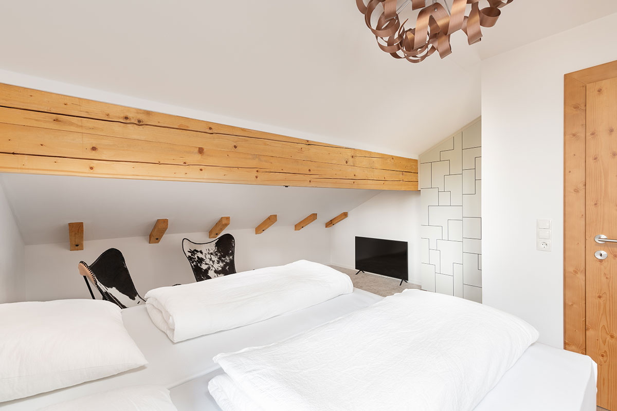 designferienhaus-xxl-chalet-ski-in-out-wagrain-37