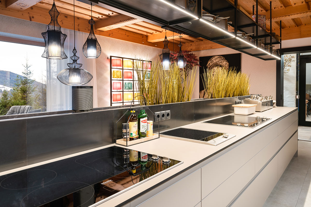 designferienhaus-xxl-chalet-ski-in-out-wagrain-53